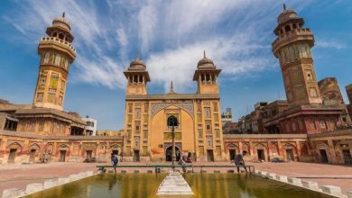 Badshahi Mosque