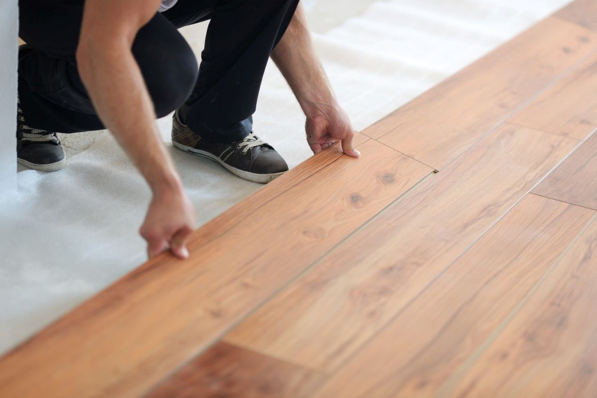 Importance of hiring professionals for floor installation!